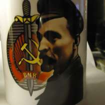 Продам кружку с изображением Дзержинского и др, в Красноярске