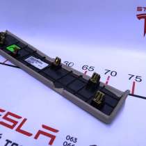 З/ч Тесла. Ремень безопасности передний правый (пассажирский, в Москве