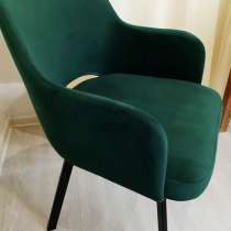 Кухонные стулья из велюра в зеленом цвете, в Сургуте