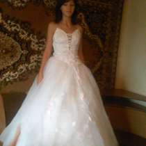 Свадебное платье, в г.Николаев