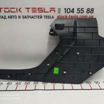 З/ч Тесла. Облицовка центральной консоли левая передняя Tesl, в Москве