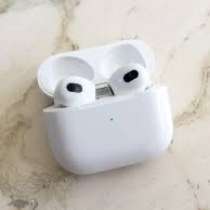 Airpods, в Санкт-Петербурге