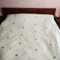 Продаю двухспальную кровать + 2 тумбочки, в г.Караганда