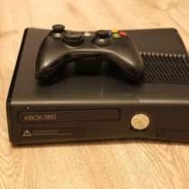 игровую приставку Microsoft Xbox 360 Slim, в Мытищи