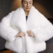 Шуба, новая,42, в Подольске