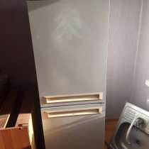 Холодильник сингл 4500р, в Чите