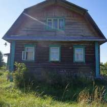 Крепкий бревенчатый дом в тихой деревне, рядом с речкой, 270, в Мышкине