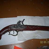 Пистолет кремневый сувенирный, в Тамбове