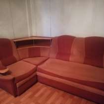 Угловой диван и кресло, в г.Усть-Каменогорск