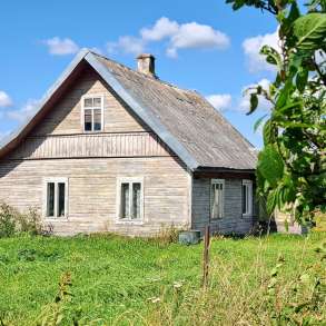 Дом на хуторе под Псковскими Печорами, 6 Га. земли, в Пскове