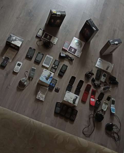 Раритетные рабочие телефоны, некоторые с полным комплектом в Екатеринбурге фото 5