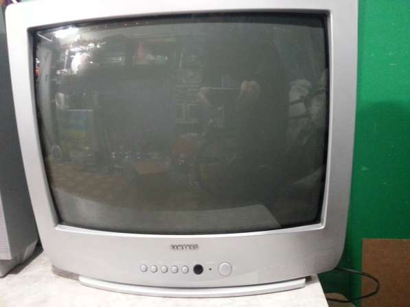 Продам телевизор SAMSUNG CZ-20F12Z б/у