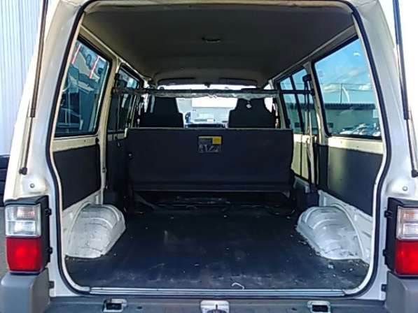 Грузопассажирский микроавтобус NISSAN VANETTE VAN багажник в Москве