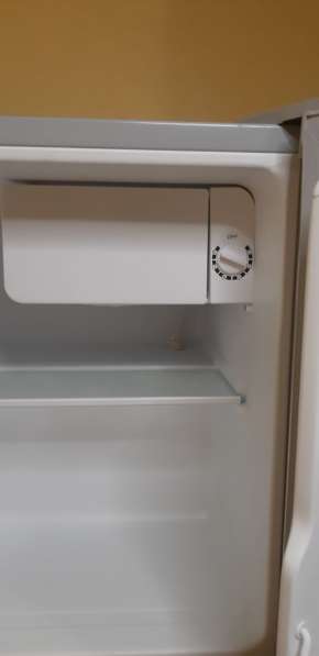 Мини-холодильник 50см, Midea (модель MR1050W) в Москве фото 5