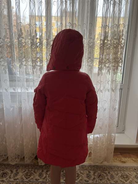 Пуховик для девочки 134 в Одинцово