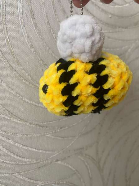 Большой брелок-шмель? в Дзержинске фото 3