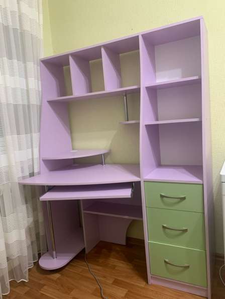 Письменный стол