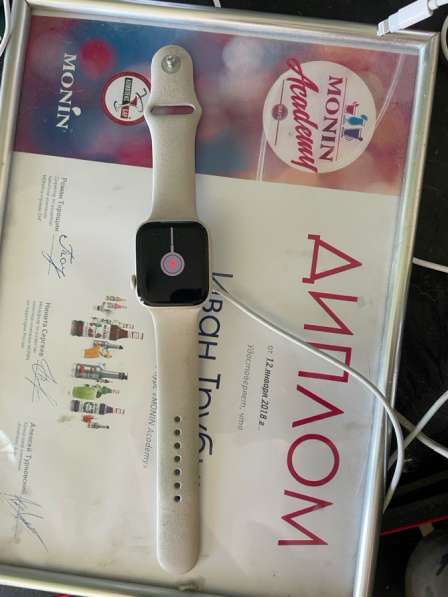 Apple Watch SE 44mm 2023 в Казани фото 3