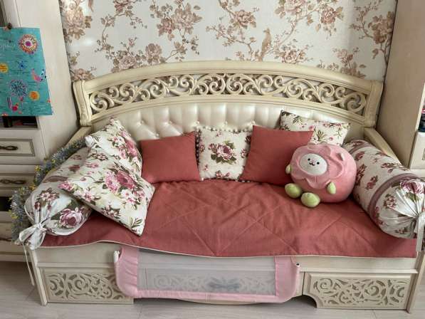 Набор красивой мебели шкафы+диван в Тюмени фото 8