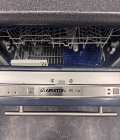 Продаю кухонный гарнитур б/у в Москве фото 4