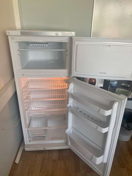 Холодильник indesit st 167 в Королёве фото 3