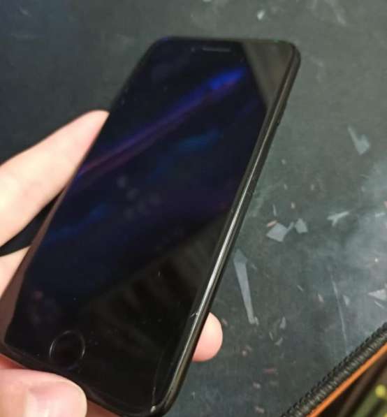 IPhone 7 jet black 32gb в Чебоксарах