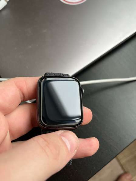 Apple Watch series 5 space gray