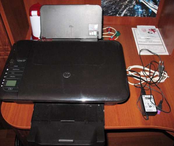 Продам МФУ HP DeskJet 3050 + СНПЧ