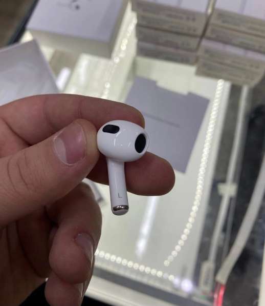 AirPods 3 Lixe реплика в Москве фото 3