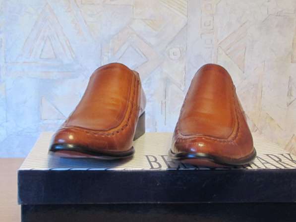 Продам НОВЫЕ мужские кожаные туфли BENCHMARK