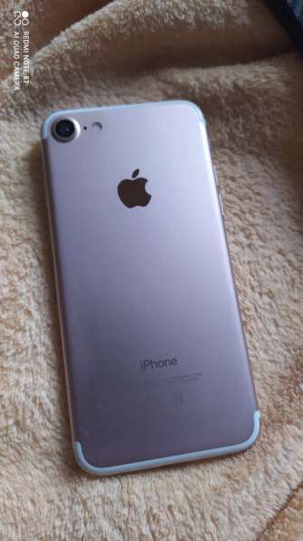 Продам IPhone 7 32gb Rose в Владивостоке