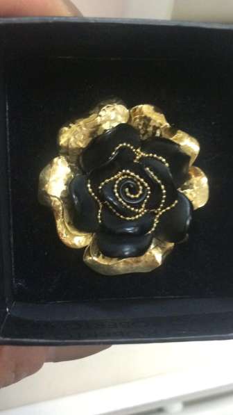 Золотое кольцо от Roberto Bravo в Москве