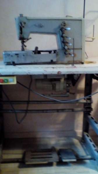 Плоская шумная швейная машина для трикотажа 22-й класс в хор в Екатеринбурге фото 3