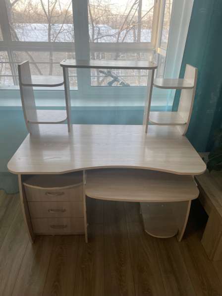 Компьютерный стол