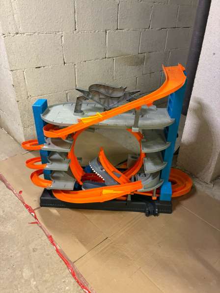 Hot wheels ultimate garag ftb69 в Томилино фото 3