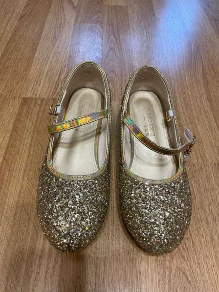 Туфли для девочки в Москве