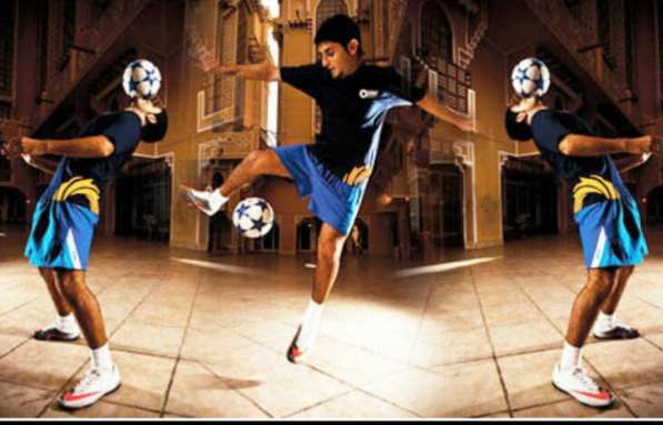 Live performance of professional football Freestylers