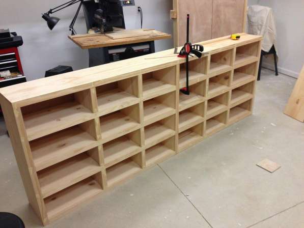 Полки из массива в фото 16