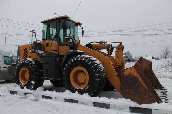 Уборка чистка снега, вывоз снега. Аренда спецтехники в Екатеринбурге фото 19
