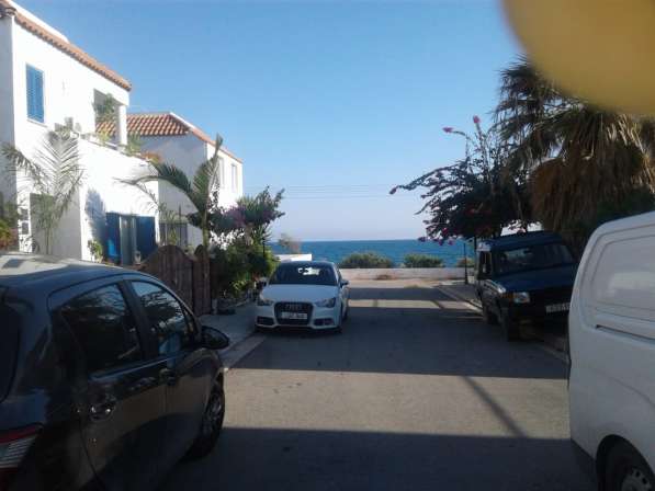 Продаю дом на Кипре в 50 метрах от моря. Ларнака. Пригород в фото 3