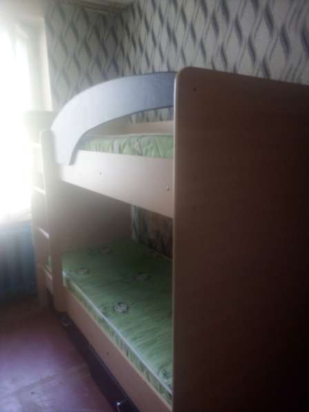 Продам двухъярусную кровать б/у цена 7500 рублей в Перми фото 3
