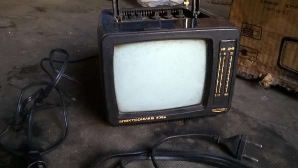 Телевизор электроника 409д