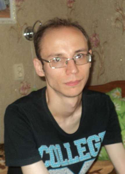 Илья, 29 лет, хочет познакомиться