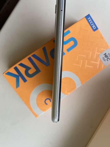 Телефон Tecno Spark 8c в Липецке фото 5