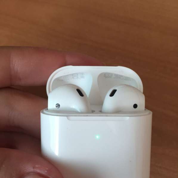 Продам наушники AirPods в Нижнем Новгороде