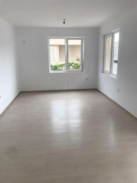 Болгария! Продается двухкомнатный апартамент в г. Несебр! в фото 11