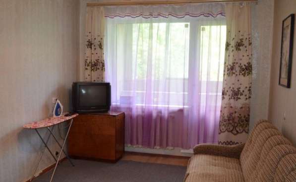 Продам однокомнатную квартиру в Ростов-на-Дону.Жилая площадь 44 кв.м.Этаж 1.Дом панельный.