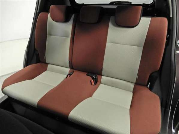 Toyota, Prius c, продажа в Новосибирске в Новосибирске фото 6