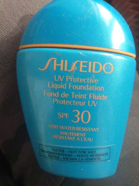 Shiseido dark ivory spf30 супер водостойкий флюид