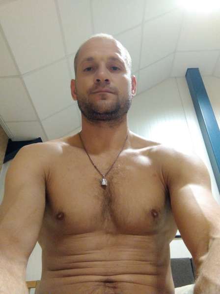 Borys, 39 лет, хочет пообщаться в фото 3